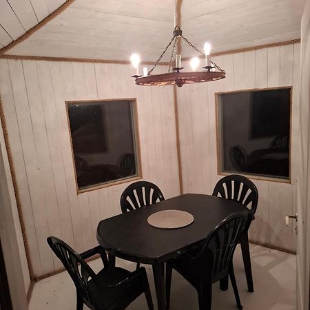 Gula Huset Villa Perstorp Kültér fotó